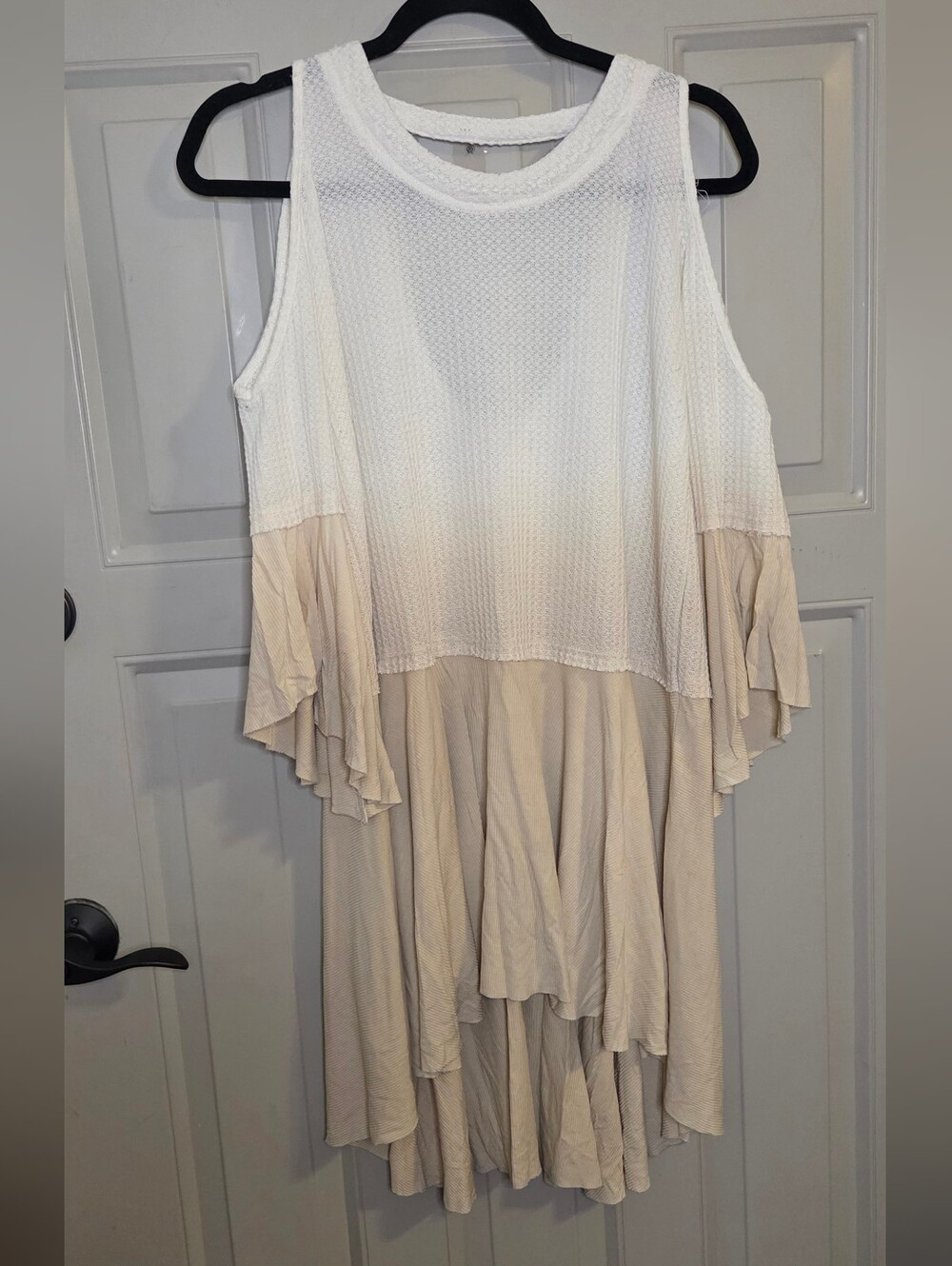 POL High/low Cold-Shoulder Tunic/Dress in Ombre White and Cream